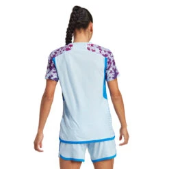 Camiseta Adidas España Segunda Equipación Authentic Mundial Femenino 2023 Mujer 13 Camiseta Adidas España Segunda Equipación Authentic Mundial Femenino 2023 Mujer -Nike Tienda de ventas camiseta adidas espana segunda equipacion authentic mundial femenino 2023 mujer glow blue 5