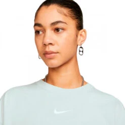 Camiseta Nike Paris Saint-Germain FC Fanswear 2022-2023 Mujer -Nike Tienda de ventas camiseta nike paris saint germain fc fanswear 2022 2023 mujer aura 2
