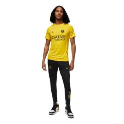 Camiseta Nike Paris Saint-Germain FC Pre-Match 2022-2023 -Nike Tienda de ventas camiseta nike paris saint germain fc pre match 2022 2023 tour yellow black 3