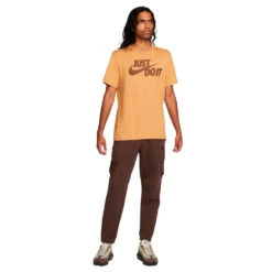 Camiseta Nike Sportswear Just Do It Swoosh 9 Camiseta Nike Sportswear Just Do It Swoosh -Nike Tienda de ventas camiseta nike sportswear club elemental gold 3