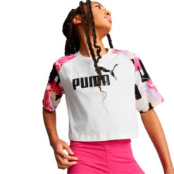 Camiseta Puma Essentials+ Street Art Raglan Aop Niña