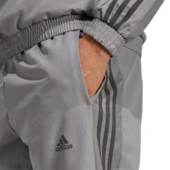 Chándal Adidas Woven -Nike Tienda de ventas chandal adidas woven grey three 4