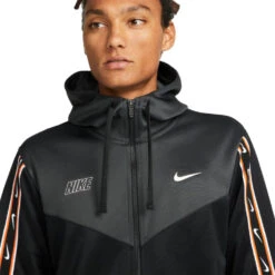 Chaqueta Nike Sportswear Repeat Swoosh Polyknit -Nike Tienda de ventas chaqueta nike sportswear repeat black dark smoke grey white 2