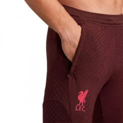 Pantalón Largo Nike Liverpool FC Training 2022-2023 -Nike Tienda de ventas pantalon largo nike liverpool fc training 2022 2023 burgundy crush 2 1
