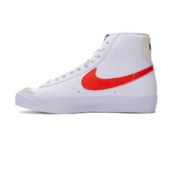Zapatilla Nike Blazer Mid '77 Niño -Nike Tienda de ventas zapatilla nike blazer mid 77 nino white picante red coconut milk white 2