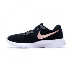 Zapatilla Nike Tanjun Mujer -Nike Tienda de ventas zapatilla nike tanjun mujer black metallic red bronce barely volt white 2
